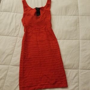 Used Red be be women's dress